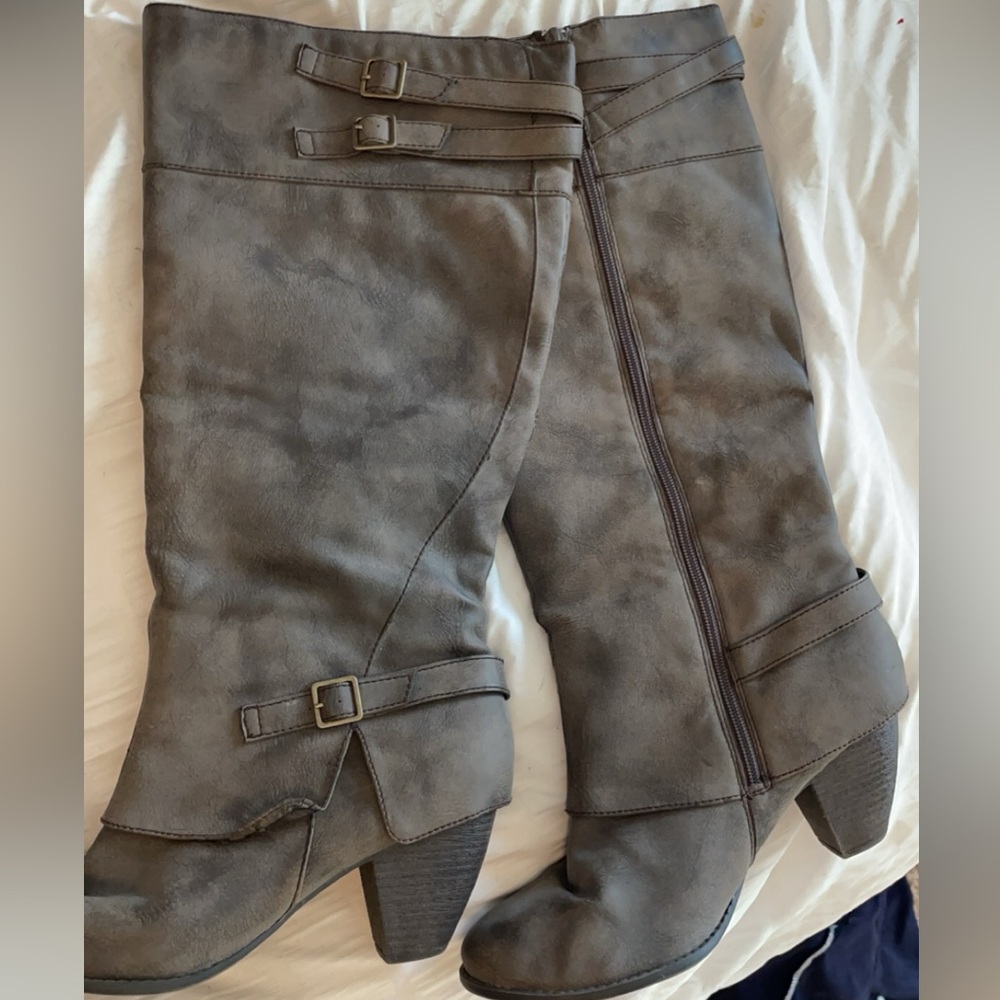 Fall Boots - Picture 2 of 2